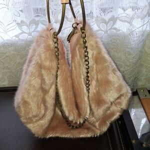 Elegant Faux Fur Shoulder Bag - Pink